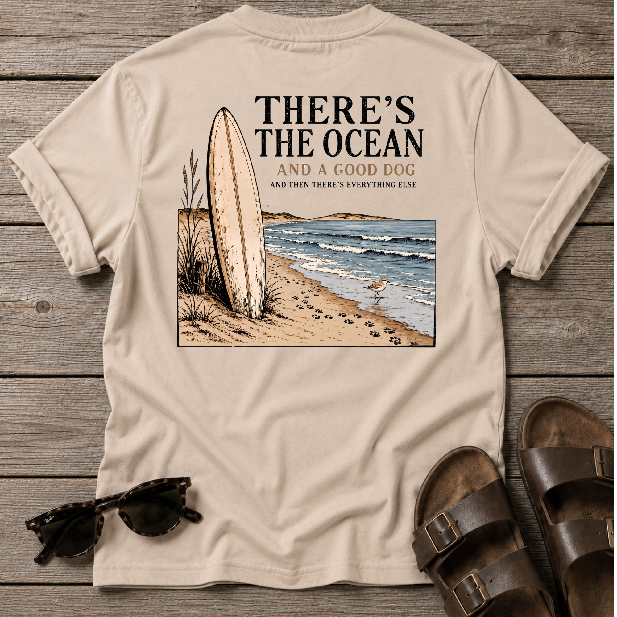 There's the ocean a good dog... BACK DESIGN