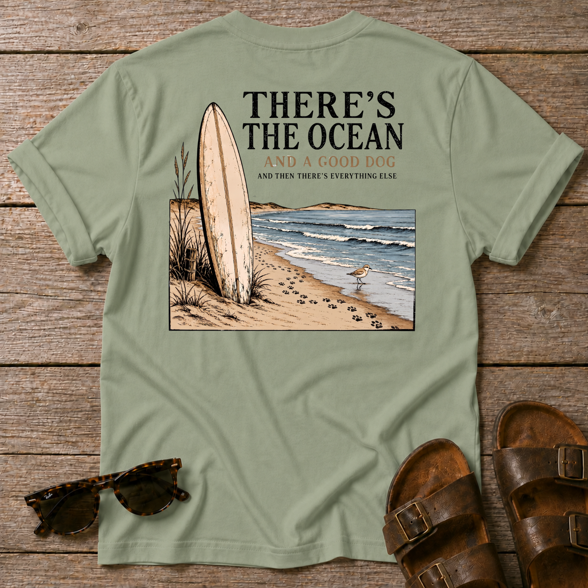 There's the ocean a good dog... BACK DESIGN