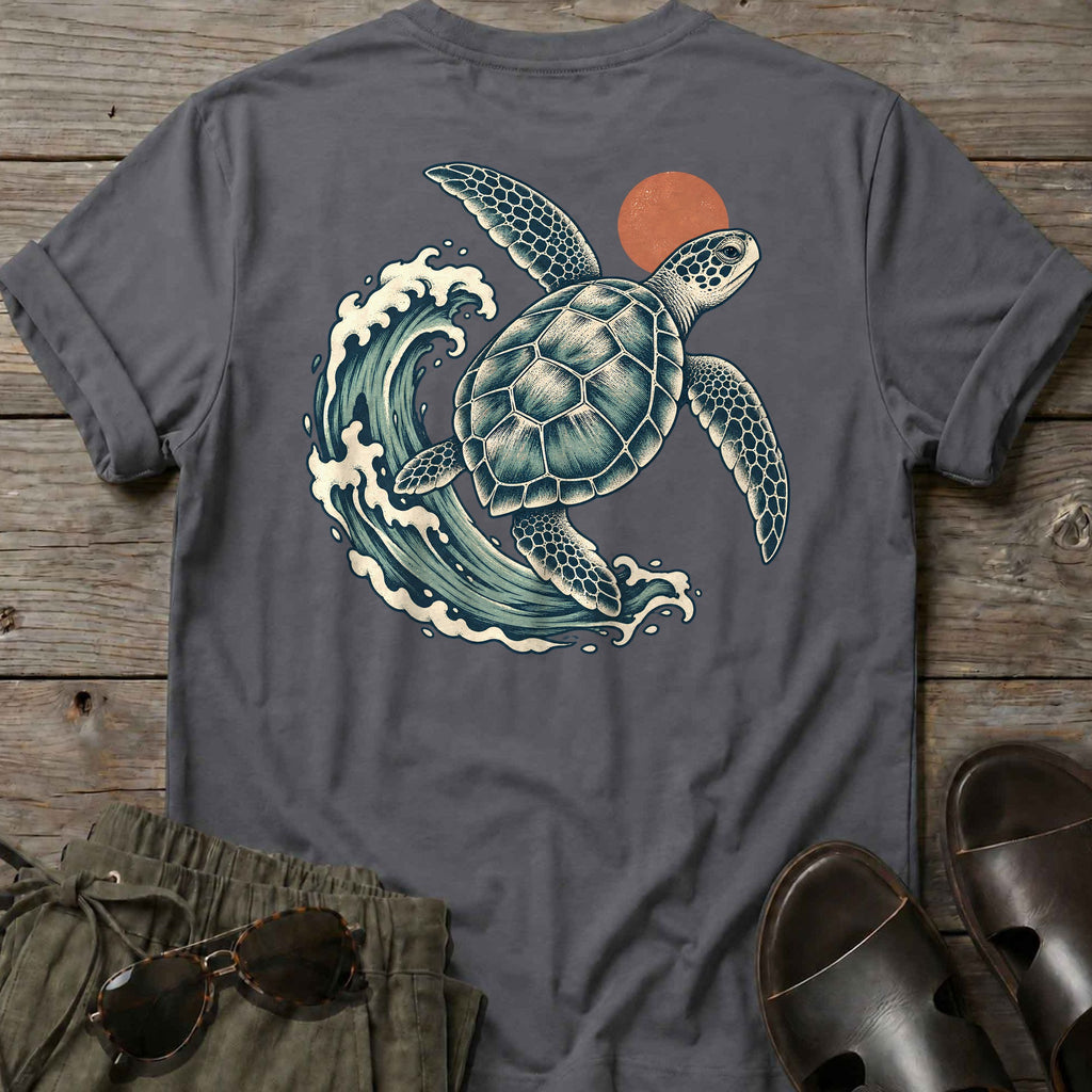 Sea Turtle Wave Back Design T-Shirt in Charcoal